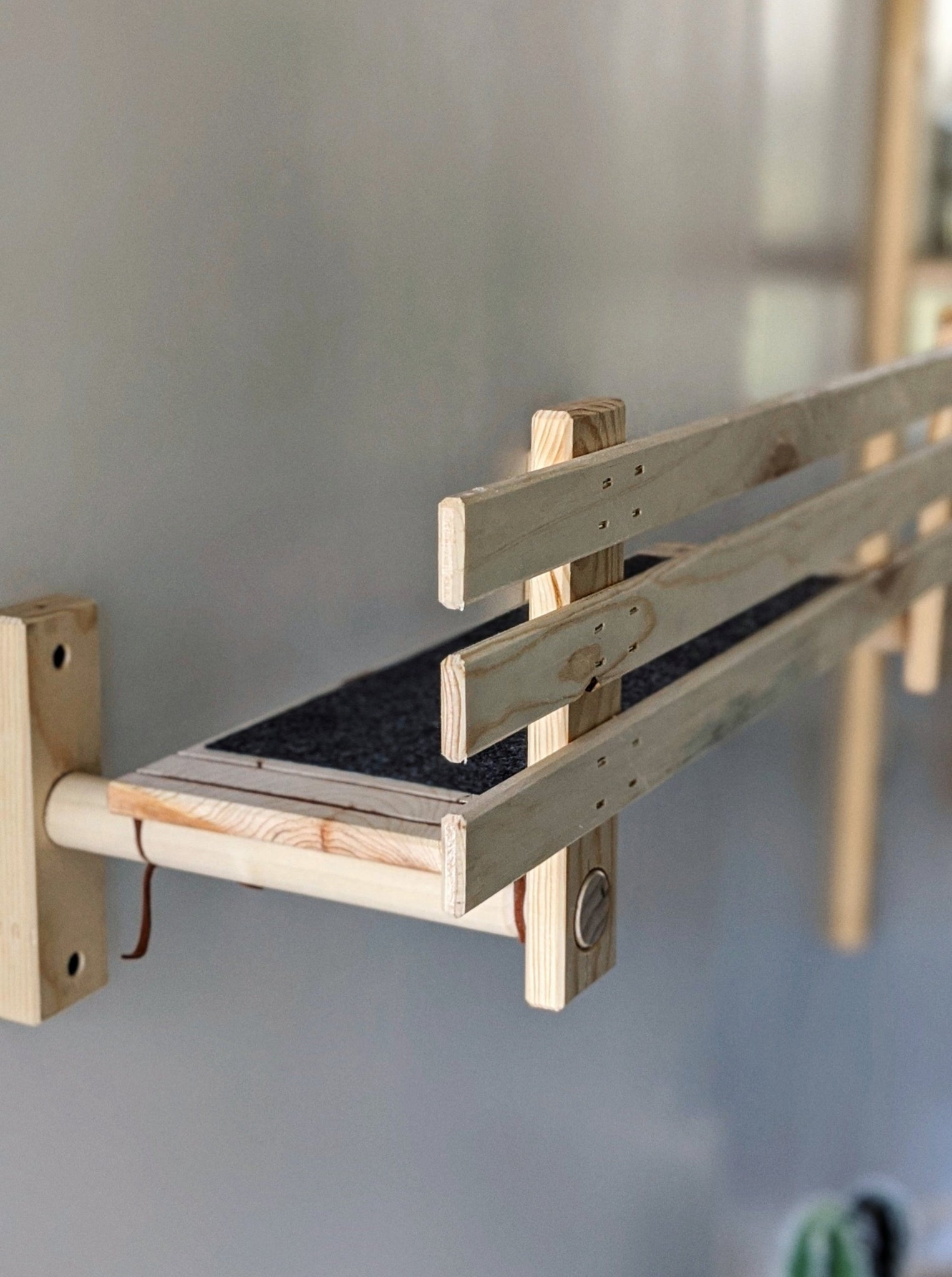 Modular Shelf Fence - ModCatShop